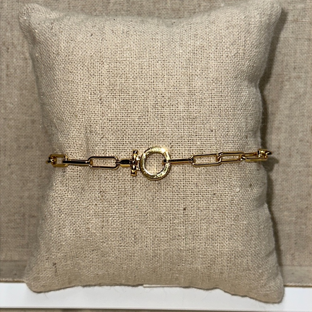Stella and Dot Delicate Charm Keeper Bracelet Gold